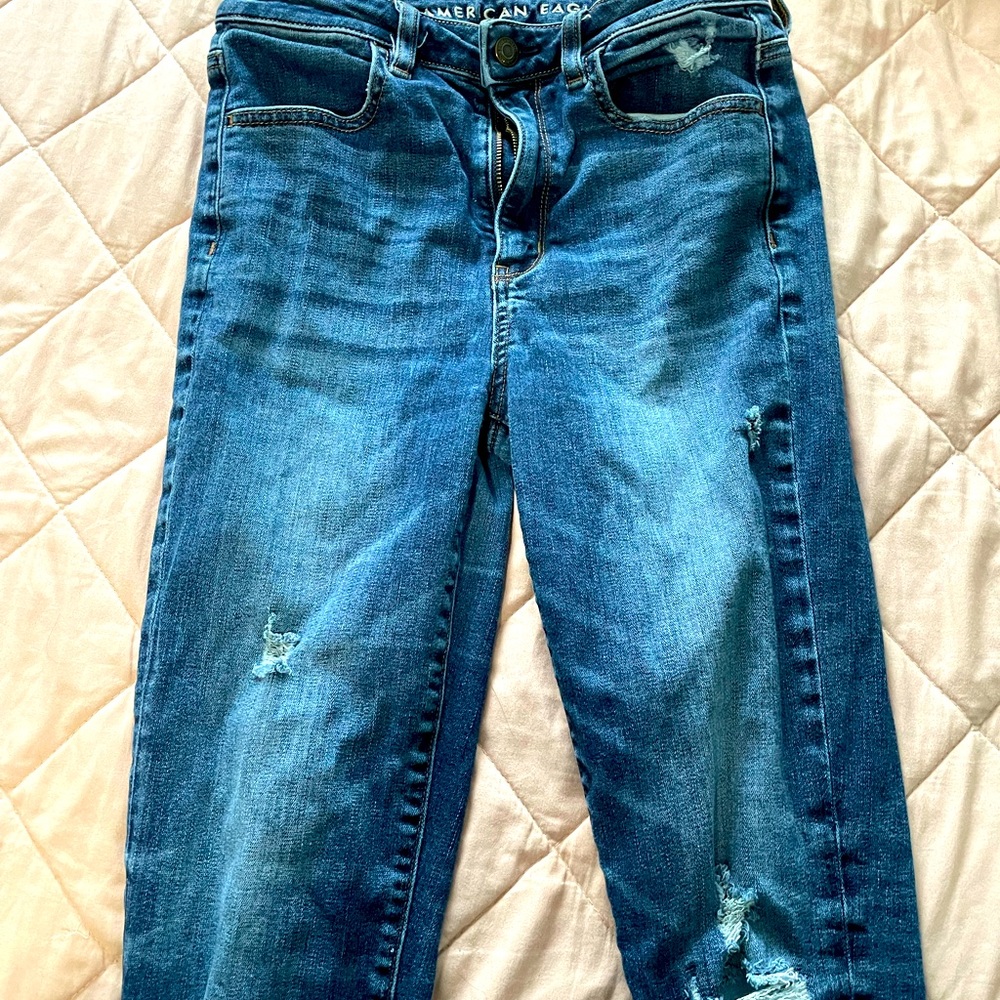 Size 4 skinny American eagle jeans